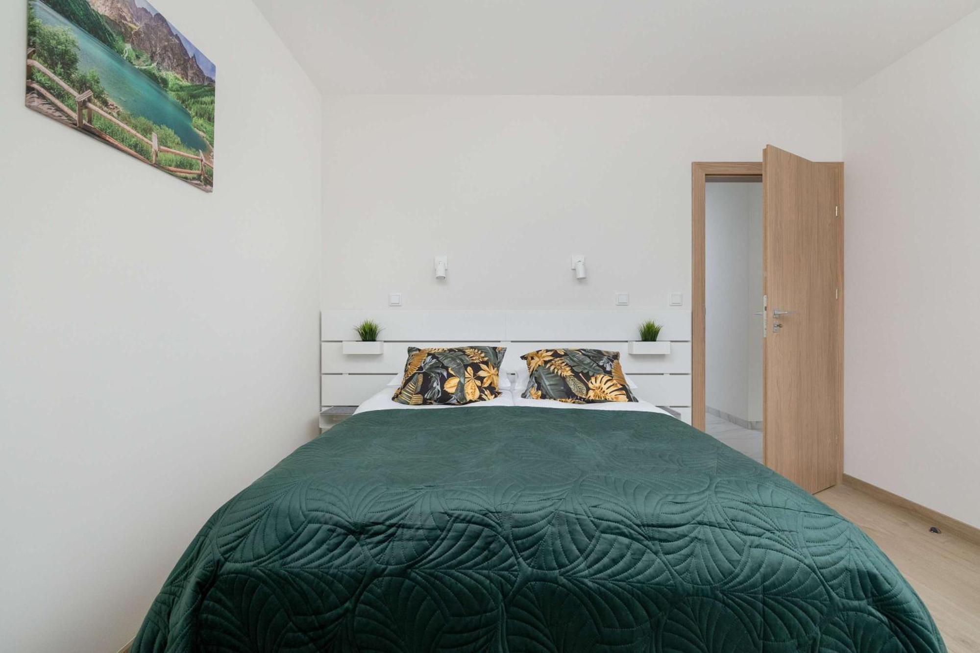 Cozy Apartments Laszkiewicza With Parking By Noclegi Renters Krakow Dış mekan fotoğraf