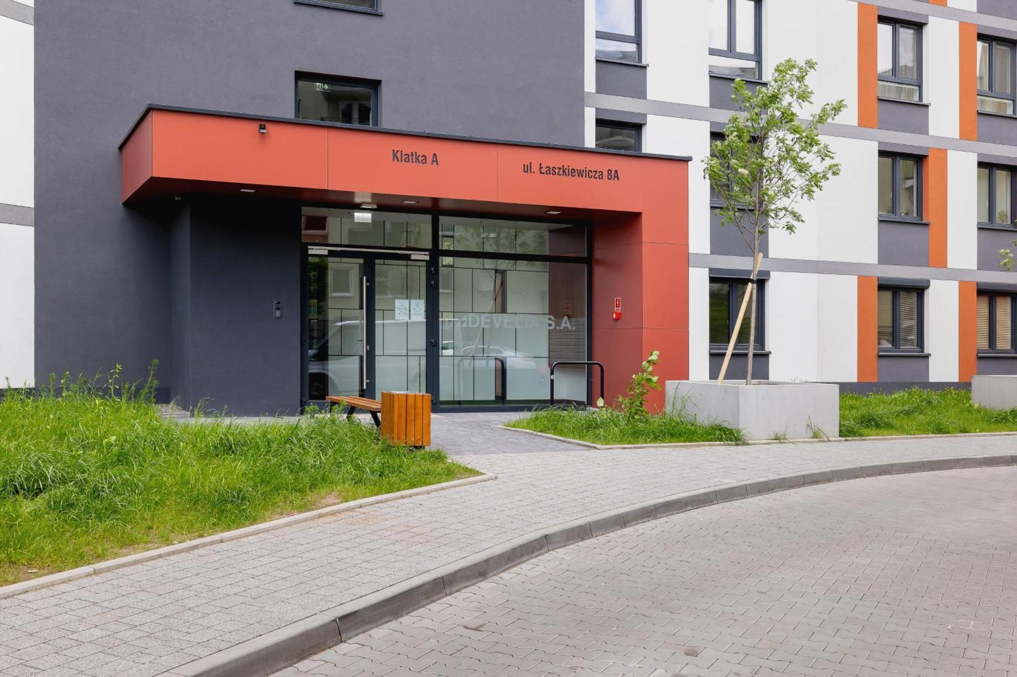 Cozy Apartments Laszkiewicza With Parking By Noclegi Renters Krakow Dış mekan fotoğraf