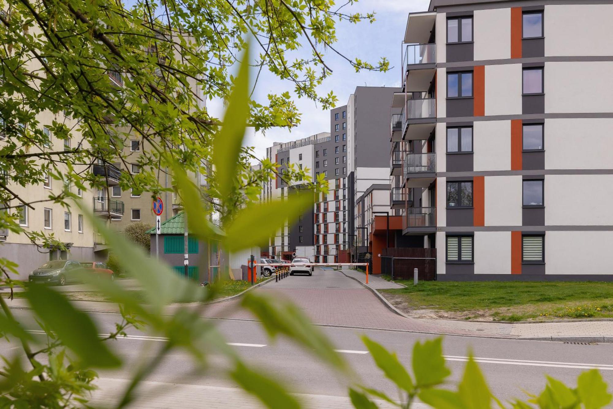 Cozy Apartments Laszkiewicza With Parking By Noclegi Renters Krakow Dış mekan fotoğraf
